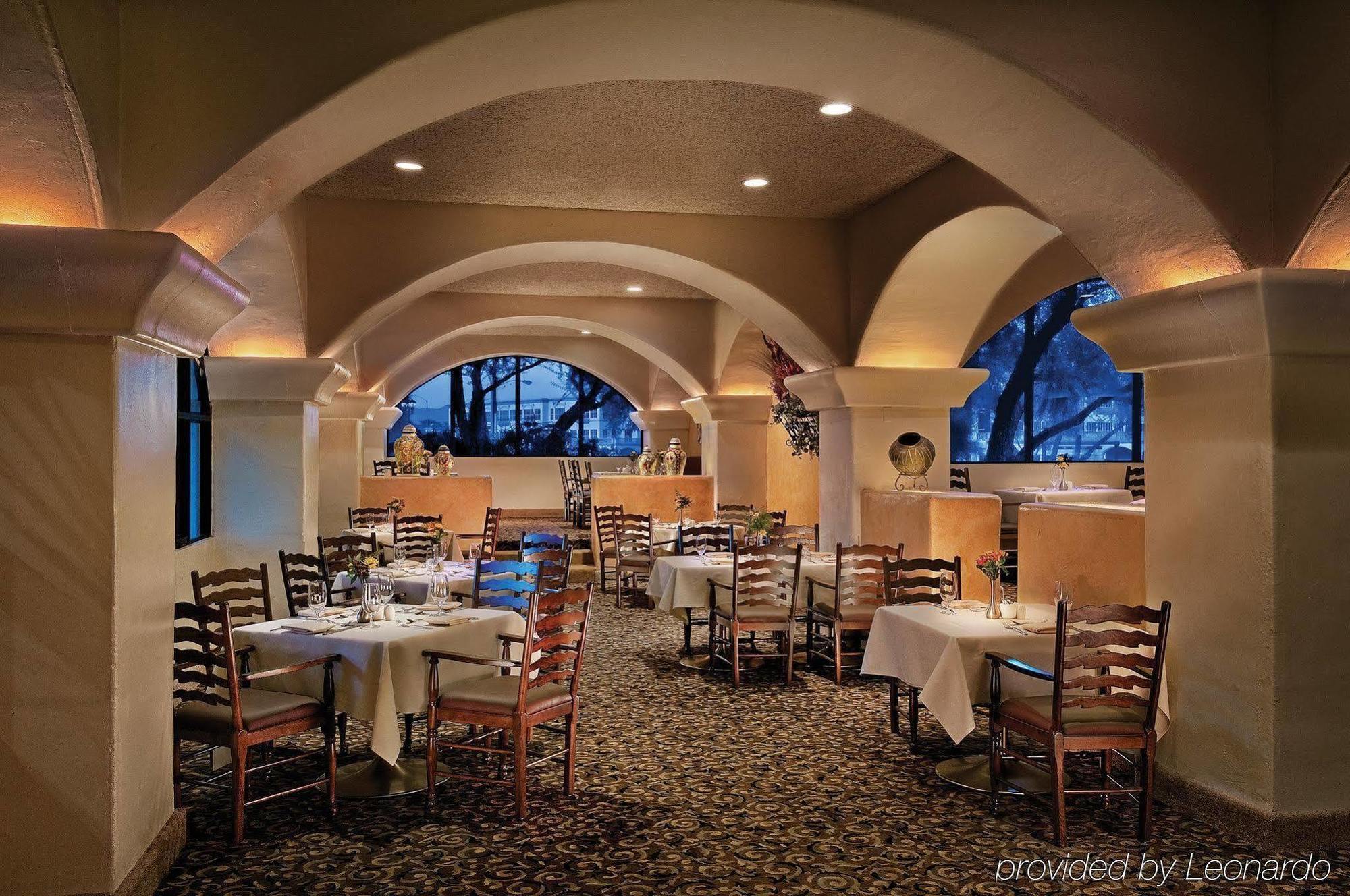 Scottsdale Cottonwoods Resort & Suites المطعم الصورة